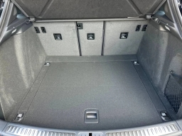 Porsche Macan T AWD 2026