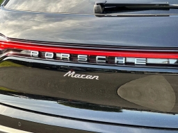 Porsche Macan T AWD 2026