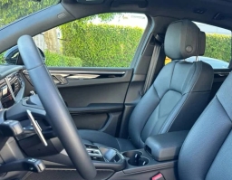 Porsche Macan T AWD 2026