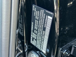 Porsche Macan T AWD 2026