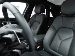 Porsche Macan T AWD 2026