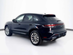 Porsche Macan T AWD 2026