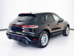 Porsche Macan T AWD 2026