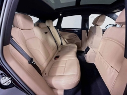 Porsche Macan T AWD 2026