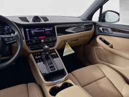 Porsche Macan T AWD 2026