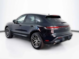 Porsche Macan T AWD 2026