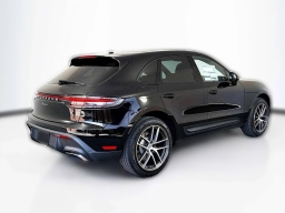Porsche Macan T AWD 2026