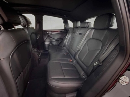 Porsche Macan T AWD 2026