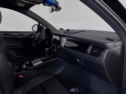 Porsche Macan T AWD 2026