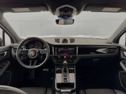 Porsche Macan T AWD 2026