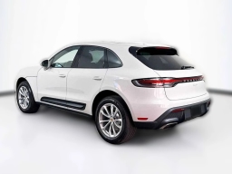 Porsche Macan T AWD 2026