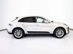 Porsche Macan T AWD 2026