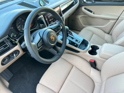 Porsche Macan T AWD 2026