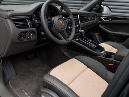 Porsche Macan T AWD 2026