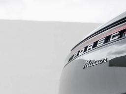 Porsche Macan T AWD 2026