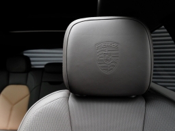 Porsche Macan T AWD 2026