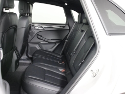 Porsche Macan T AWD 2026