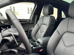 Porsche Macan T AWD 2026