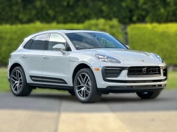 Porsche Macan T AWD 2026