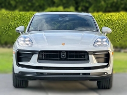 Porsche Macan T AWD 2026