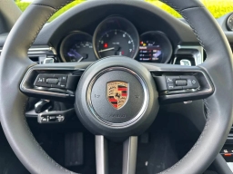 Porsche Macan T AWD 2026