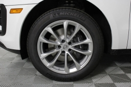 Porsche Macan T AWD 2026