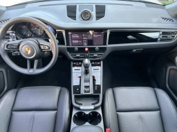 Porsche Macan T AWD 2026