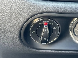 Porsche Macan T AWD 2026