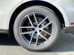 Porsche Macan T AWD 2026