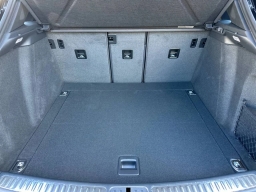 Porsche Macan T AWD 2026