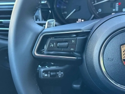 Porsche Macan T AWD 2026