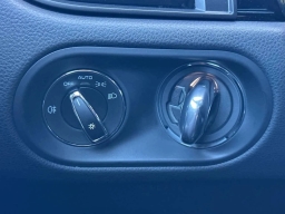 Porsche Macan T AWD 2026