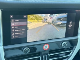 Porsche Macan T AWD 2026