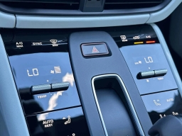 Porsche Macan T AWD 2026