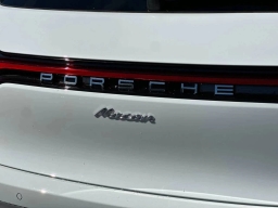 Porsche Macan T AWD 2026