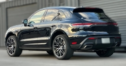 Porsche Macan Base AWD 2026