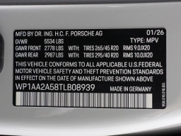 Porsche Macan Base AWD 2026