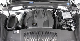 Porsche Macan T AWD 2026