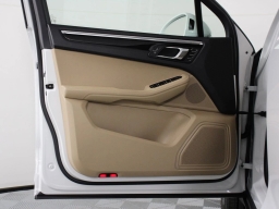 Porsche Macan T AWD 2026