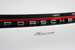 Porsche Macan T AWD 2026