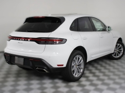 Porsche Macan T AWD 2026