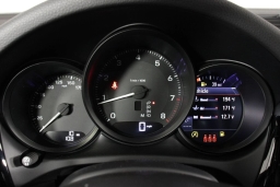 Porsche Macan T AWD 2026