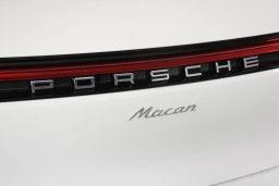 Porsche Macan T AWD 2026