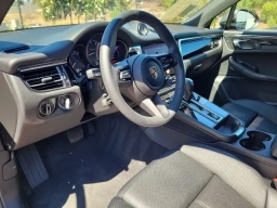 Porsche Macan T AWD 2025