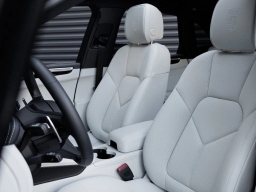 Porsche Macan T AWD 2025