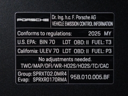 Porsche Macan T AWD 2025