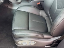 Porsche Macan T AWD 2026