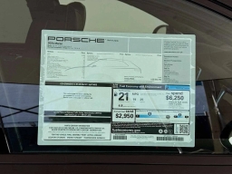 Porsche Macan T AWD 2026