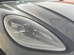 Porsche Macan T AWD 2026