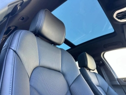 Porsche Macan T AWD 2026